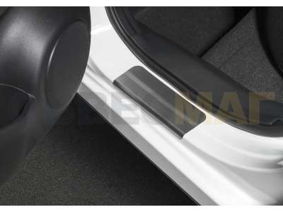 Накладки порогов Rival с надписью 4 штуки для Nissan Qashqai 2014-2021